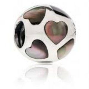 Authentic Pandora Love Me Black Mother of Pearl Hearts Charm 925 ALE 790398MPB